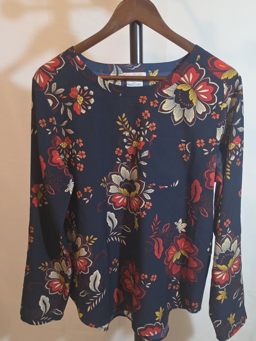 Van Heusen Navy Long-Sleeve Floral Tunic